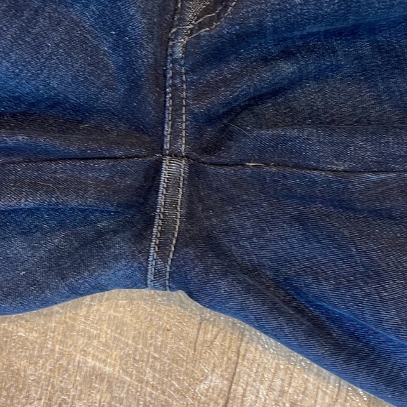 BNWOT, 7 for all mankind jeans - Picture 9 of 9
